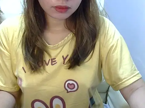 Snapshot of ___zurIII09_ chatting on 25, 10, 2025 zurIII09 online show from 25, 10, 2025