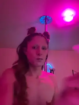 spoilbadkittynow online show from 4, 8, 2026