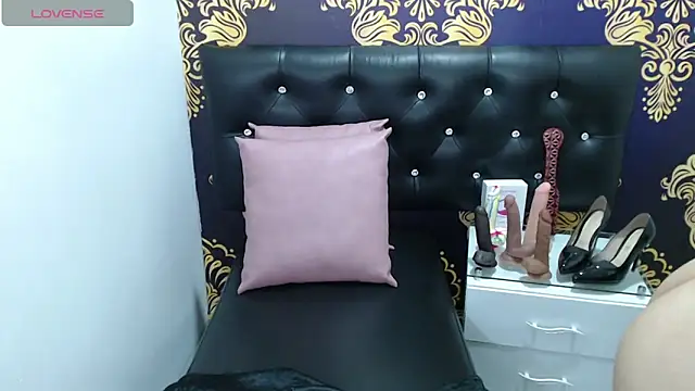 greatASS Latina online show from 7, 10, 2025