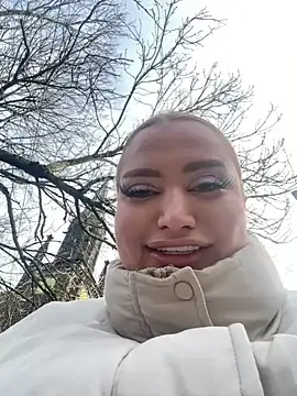 Snapshot of EmiliaPetrova chatting on 24, 12, 2024 EmiliaPetrova online show from 24, 12, 2024