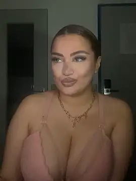 Snapshot of EmiliaPetrova chatting on 21, 2, 2025 EmiliaPetrova online show from 21, 2, 2025