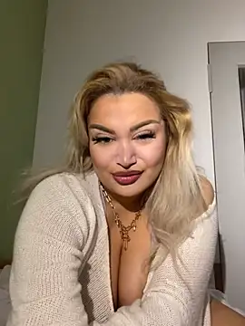 Snapshot of EmiliaPetrova chatting on 23, 2, 2025 EmiliaPetrova online show from 23, 2, 2025