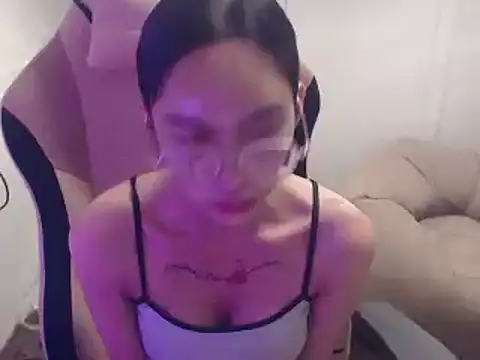 sexybigcockandtits online show from 24, 1, 2025
