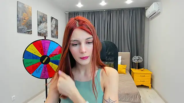 RedLipse online show from 9, 3, 2025