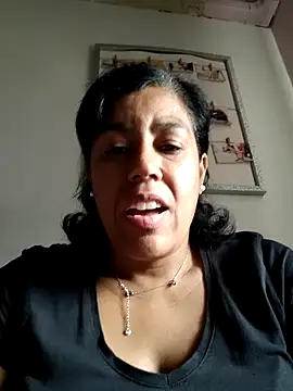 Snapshot of Molly_newman6 chatting on 2, 10, 2025 Molly newman6 online show from 2, 10, 2025