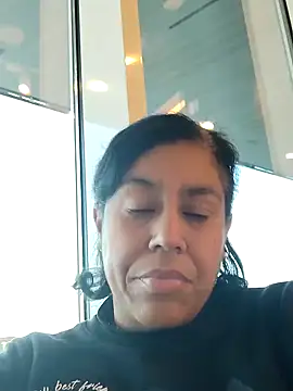 Snapshot of Molly_newman6 chatting on 18, 11, 2025 Molly newman6 online show from 18, 11, 2025