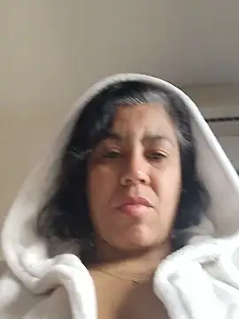 Snapshot of Molly_newman6 chatting on 19, 1, 2026 Molly newman6 online show from 19, 1, 2026