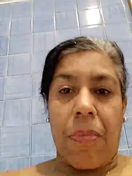 Snapshot of Molly_newman6 chatting on 1, 2, 2026 Molly newman6 online show from 1, 2, 2026