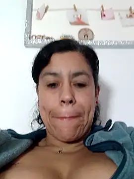 Snapshot of Molly_newman6 chatting on 7, 3, 2026 Molly newman6 online show from 7, 3, 2026