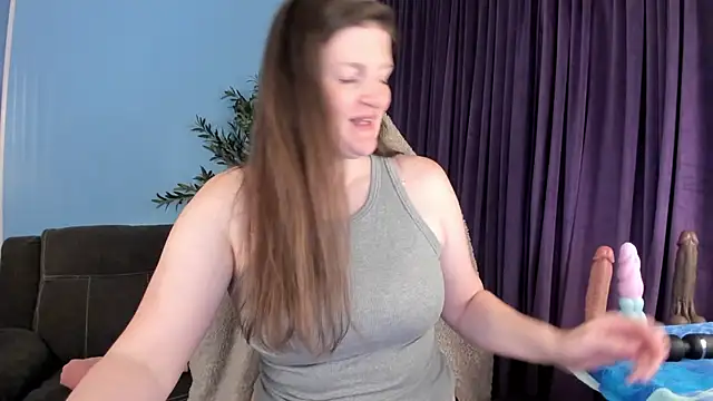 Kelly Carolina online show from 15, 4, 2026