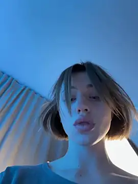 Camilla Railian online show from 5, 5, 2026