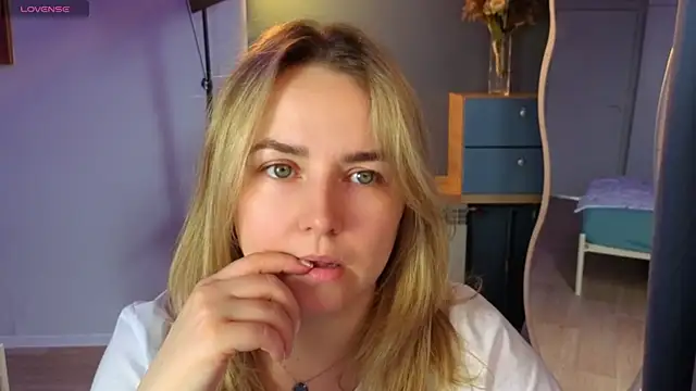 Mira Mermayd online show from 28, 4, 2026