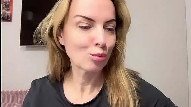 RachellAmazing online show from 6, 2, 2025