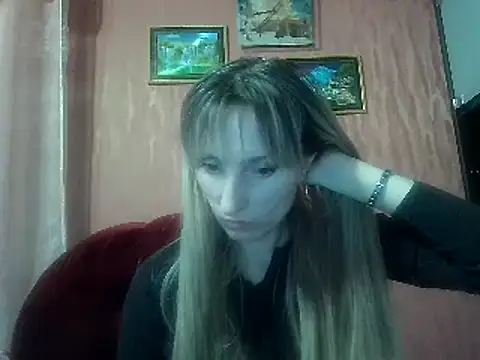 Biddy Alana online show from 2, 2, 2025
