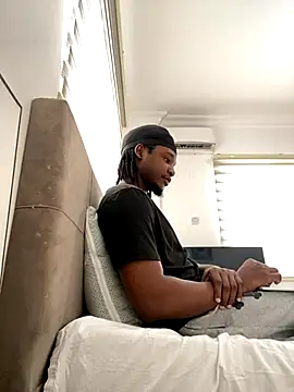 finefinance online show from 6, 11, 2025