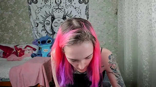 Cutie Adelia online show from 27, 2, 2025