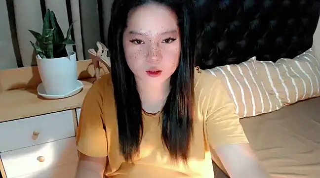 Snapshot of UrFuckingSweet_Angelxxx chatting on 3, 2, 2025 UrFuckingSweet Angelxxx online show from 3, 2, 2025