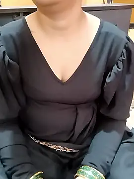 Diya 143 online show from 30, 11, 2025