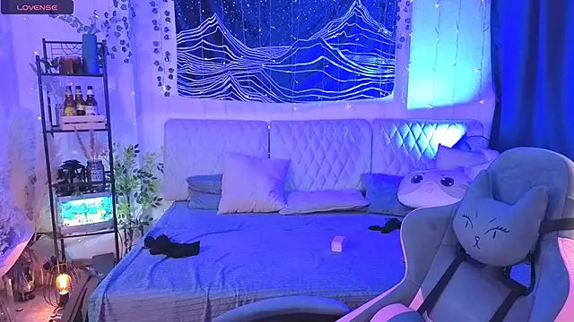 Snapshot of IrmaBell chatting on 29, 11, 2025 IrmaBell online show from 29, 11, 2025