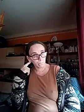 Dettybitch40 online show from 9, 10, 2025