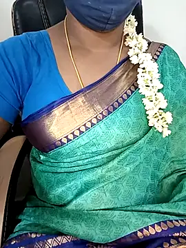Snapshot of Tamil-hotwife chatting on 29, 10, 2025 Tamil-hotwife online show from 29, 10, 2025