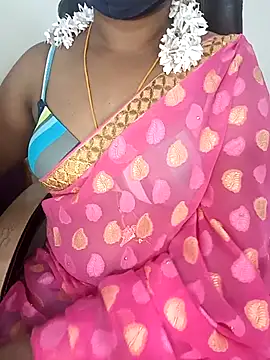 Snapshot of Tamil-hotwife chatting on 24, 11, 2025 Tamil-hotwife online show from 24, 11, 2025
