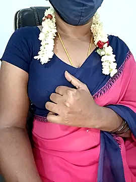 Tamil-hotwife online show from 22, 4, 2026