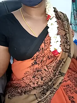 Snapshot of Tamil-hotwife chatting on 1, 5, 2026 Tamil-hotwife online show from 1, 5, 2026