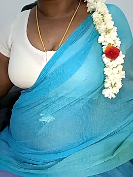 Snapshot of Tamil-hotwife chatting on 3, 5, 2026 Tamil-hotwife online show from 3, 5, 2026