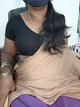 Snapshot of Tamil-hotwife chatting on 22, 5, 2026 Tamil-hotwife online show from 22, 5, 2026
