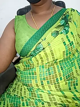 Snapshot of Tamil-hotwife chatting on 7, 6, 2026 Tamil-hotwife online show from 7, 6, 2026
