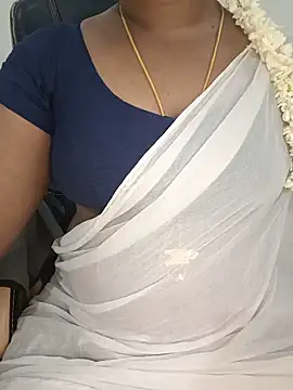 Snapshot of Tamil-hotwife chatting on 7, 6, 2026 Tamil-hotwife online show from 7, 6, 2026
