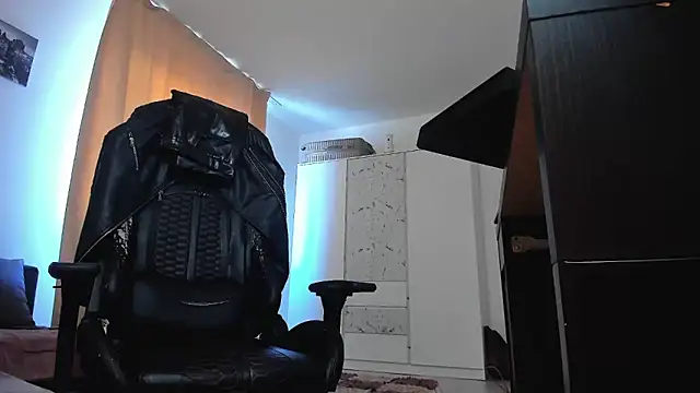 Snapshot of liamaesthetic chatting on 11, 5, 2026 liamaesthetic online show from 11, 5, 2026