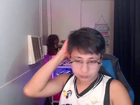 khael moreno online show from 22, 11, 2025