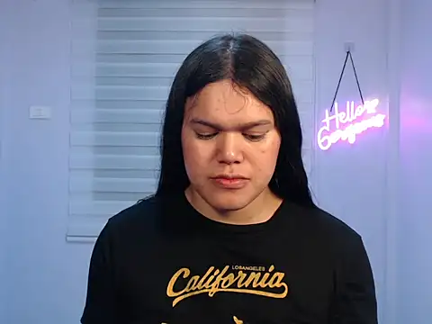 Snapshot of Miss_Ivanawolf chatting on 2, 3, 2025 Miss Ivanawolf online show from 2, 3, 2025