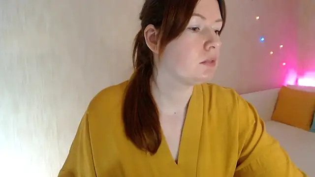 Snapshot of Kira_land chatting on 11, 3, 2025 Kira land online show from 11, 3, 2025