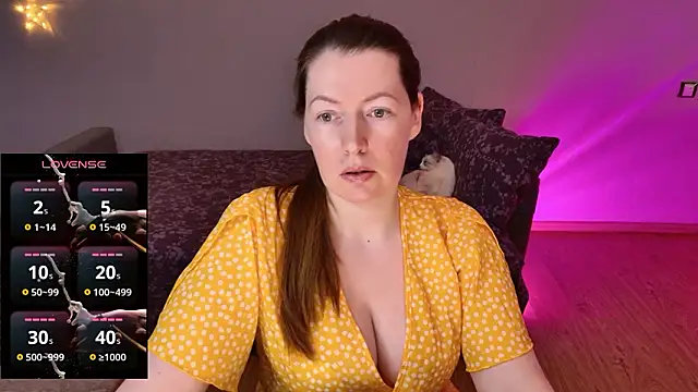 Snapshot of Kira_land chatting on 2, 2, 2026 Kira land online show from 2, 2, 2026