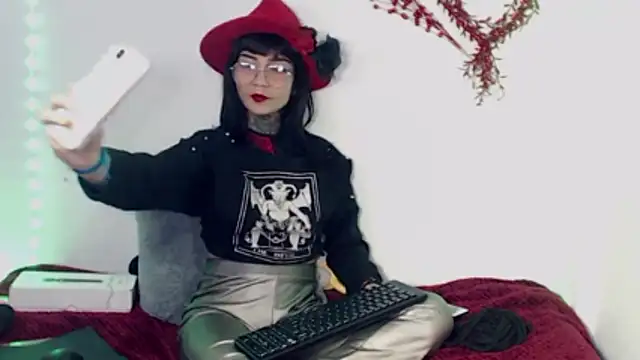 Ardat Lili69 online show from 28, 11, 2025