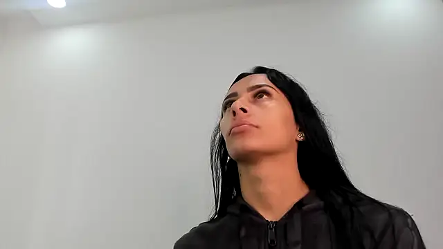 Snapshot of karlyn_angels chatting on 19, 12, 2025 karlyn angels online show from 19, 12, 2025