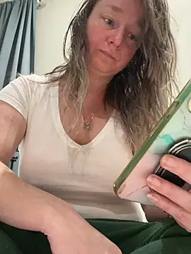 Snapshot of Vivian_MayXxX chatting on 9, 3, 2025 Vivian MayXxX online show from 9, 3, 2025