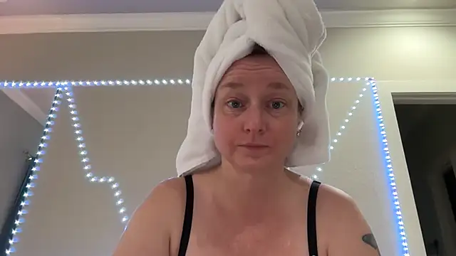 Snapshot of Vivian_MayXxX chatting on 24, 9, 2025 Vivian MayXxX online show from 24, 9, 2025