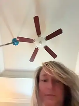 Vivian MayXxX online show from 19, 4, 2026