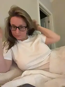 Vivian MayXxX online show from 18, 5, 2026