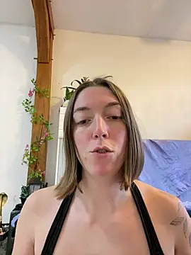 Daisy Michto Officiel online show from 13, 12, 2024