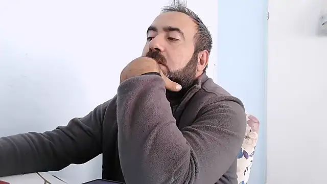 Snapshot of ZYXEL353 chatting on 13, 10, 2025 ZYXEL353 online show from 13, 10, 2025