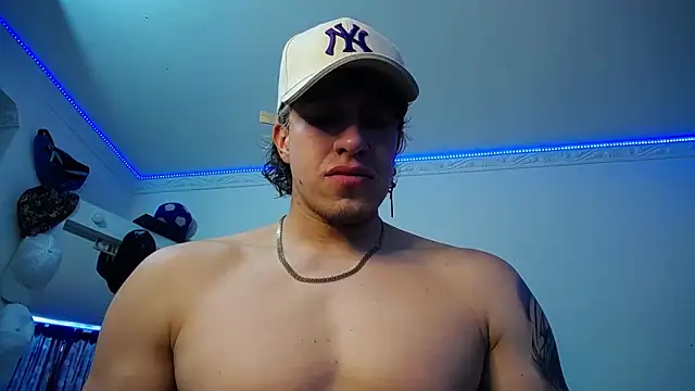 strongboy  online show from 20, 9, 2025