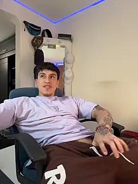 strongboy  online show from 23, 5, 2026