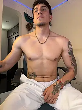 strongboy  online show from 23, 7, 2026