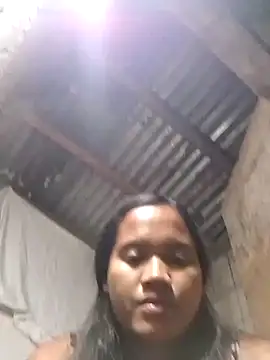 Sexiest quen online show from 2, 2, 2025