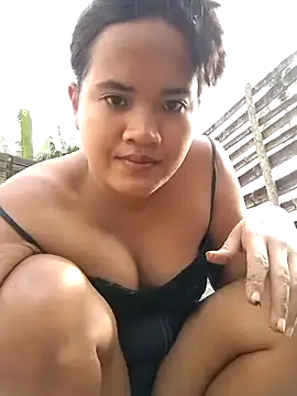 Sexiest quen online show from 1, 3, 2025